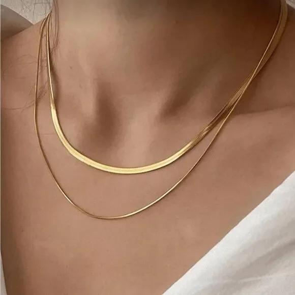 Elegant Gold Layered Necklace N1117 - Picture 1 of 5